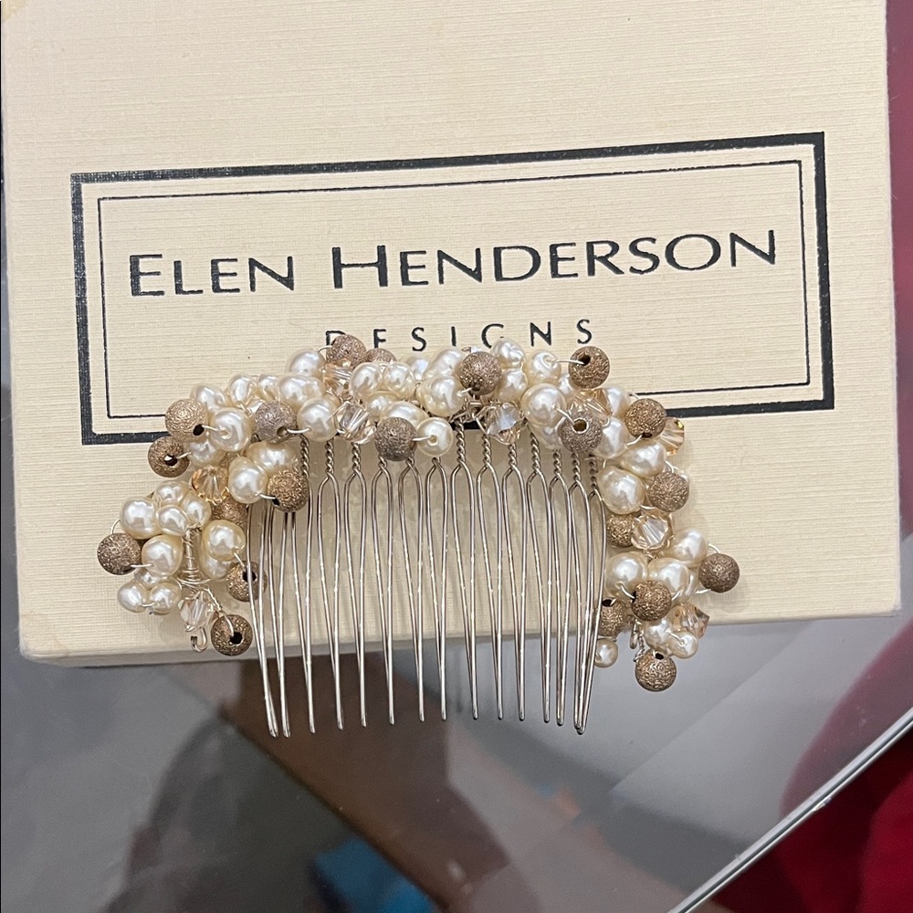 Elen Henderson Freshwater Pearl and Gold Hair Comb